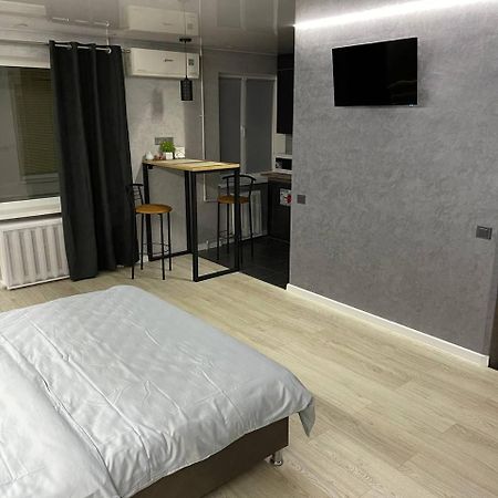 Apartcenter Вип Апартаменты В Центре Города На Гагарина Kryvyi Rih Dış mekan fotoğraf